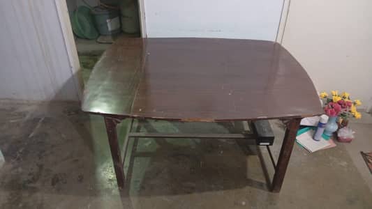 Dining table03222564277