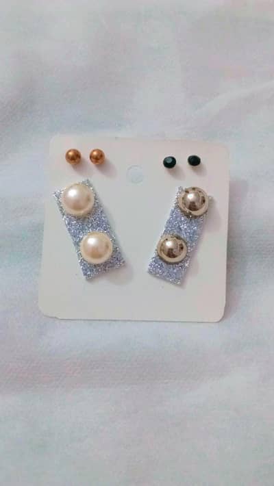 Set of four beautiful Stud Earrings