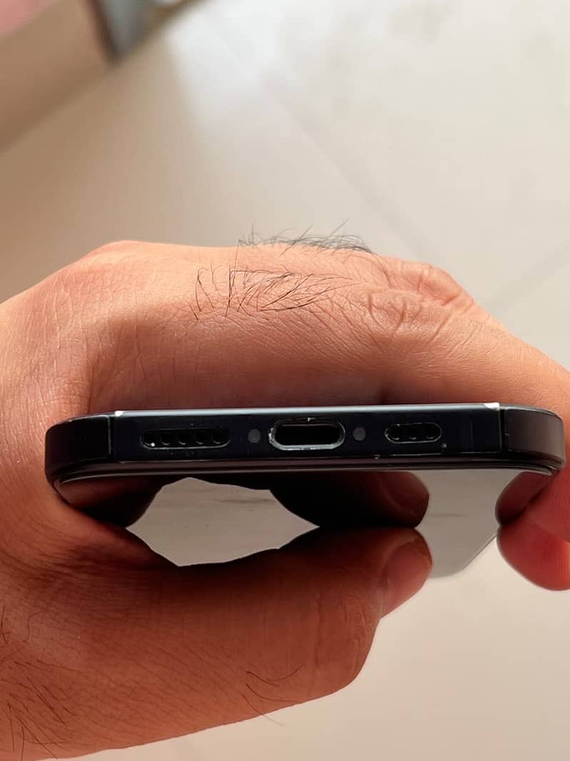 Apple iPhone 15 10