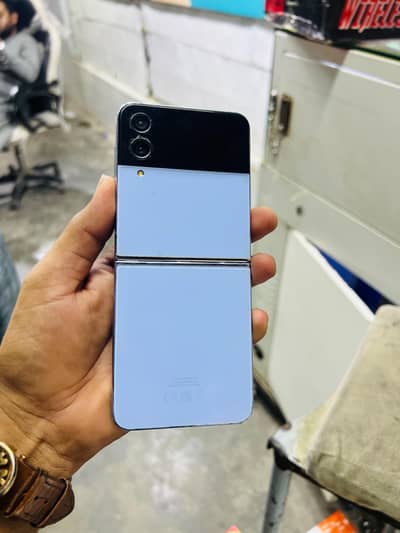 Samsung Mobile Z Flip 4 non pta