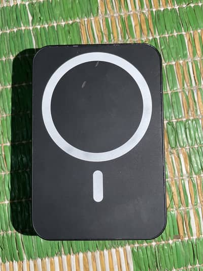 MaG safe wireless PowerBank for iphone 10000mahh