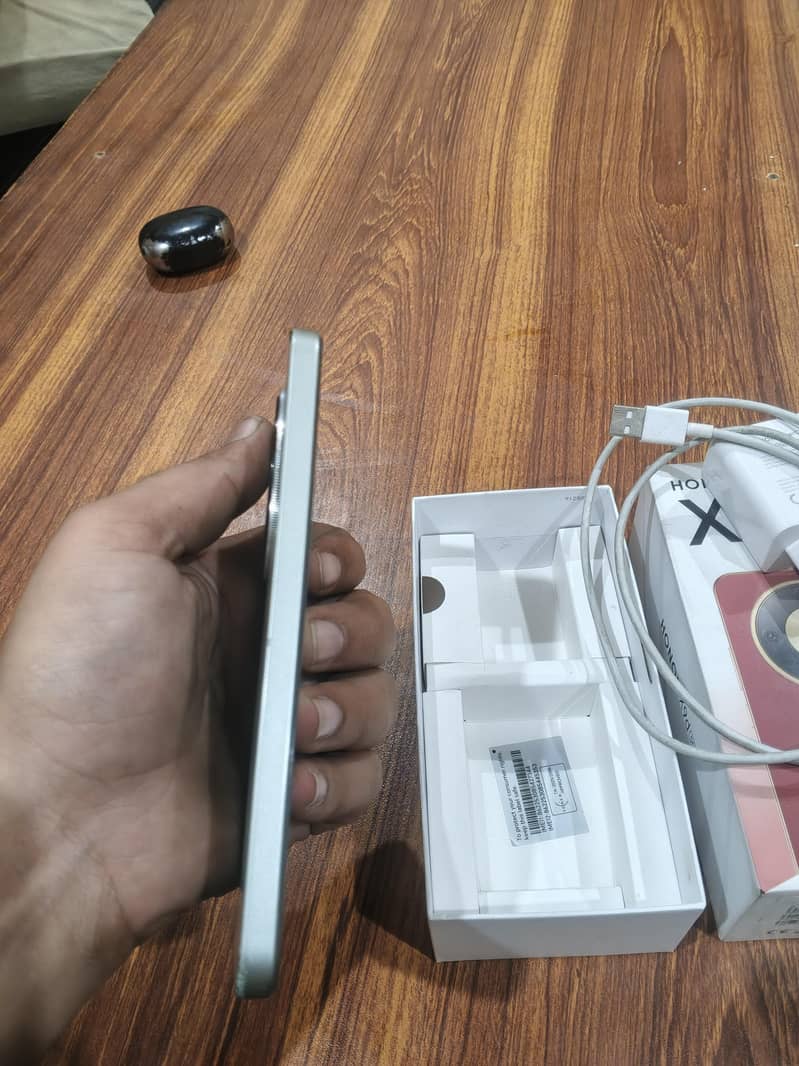 honor x9d 1