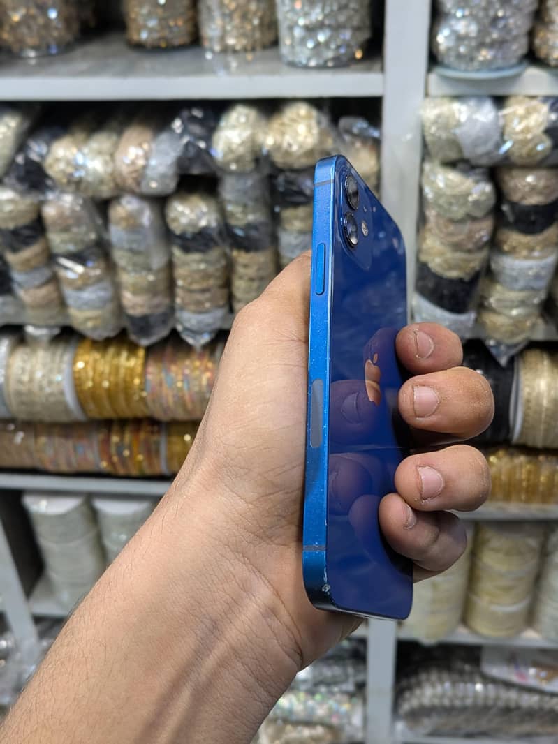 Iphone 12 4