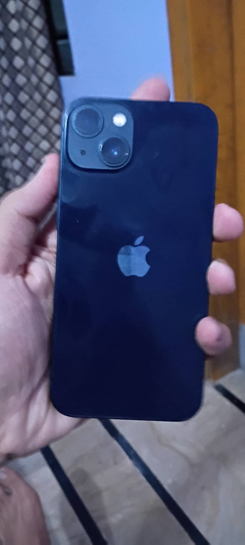 Apple iPhone 13 5