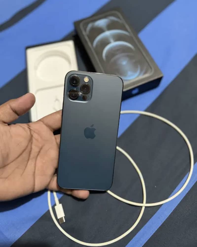 Apple iPhone 12 Pro 0
