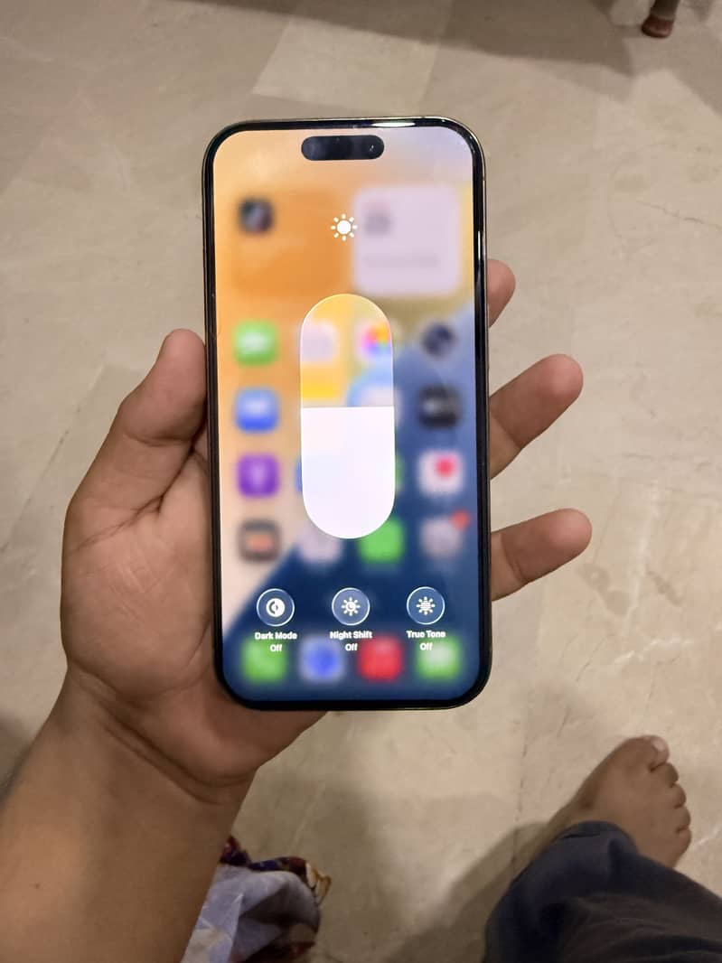 Iphone 16 pro - Mobile Phones - 1120773932