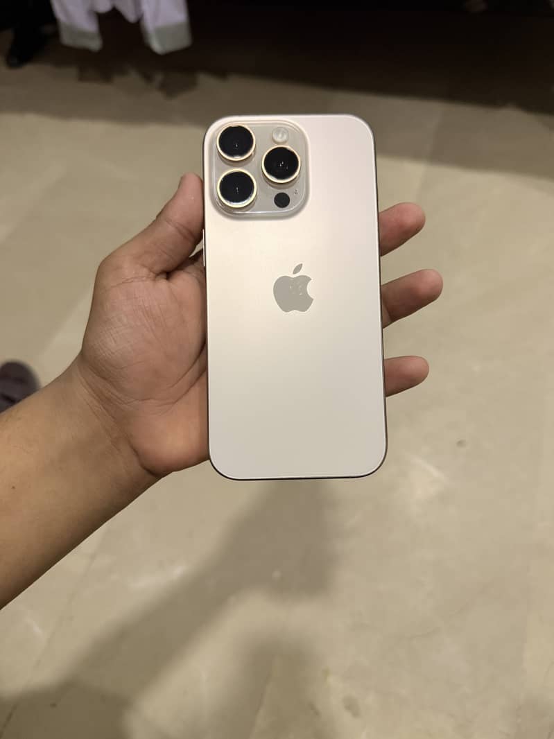Iphone 16 pro 10