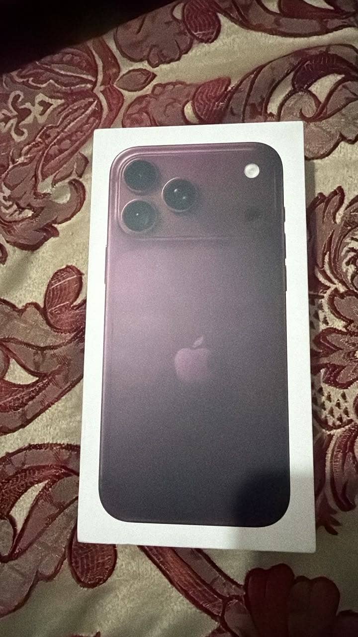 Apple iPhone 18 Pro Max 1
