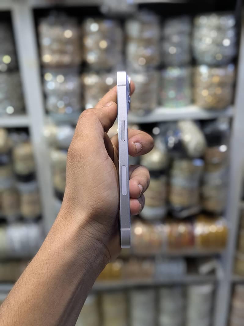 Apple iPhone 14 2