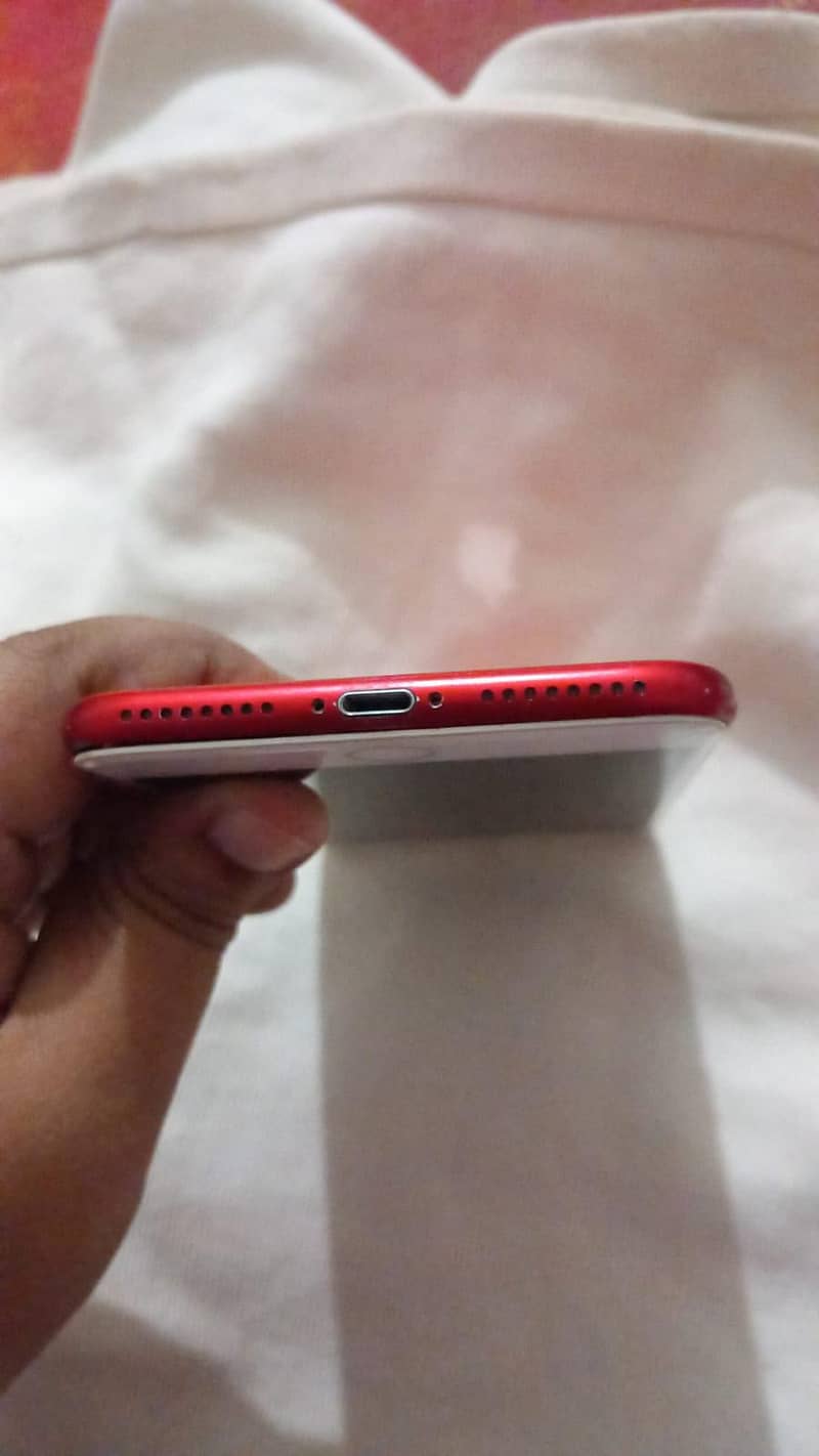 Apple iPhone 7 Plus 4