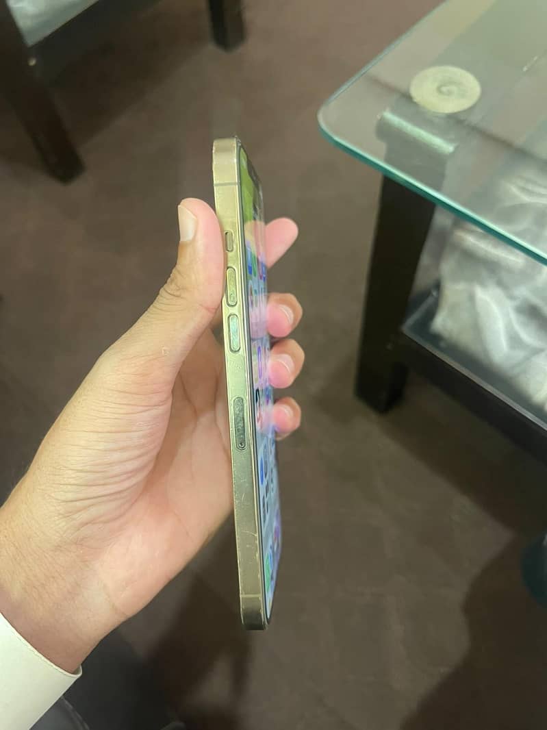 Apple iPhone 12 Pro Max 2