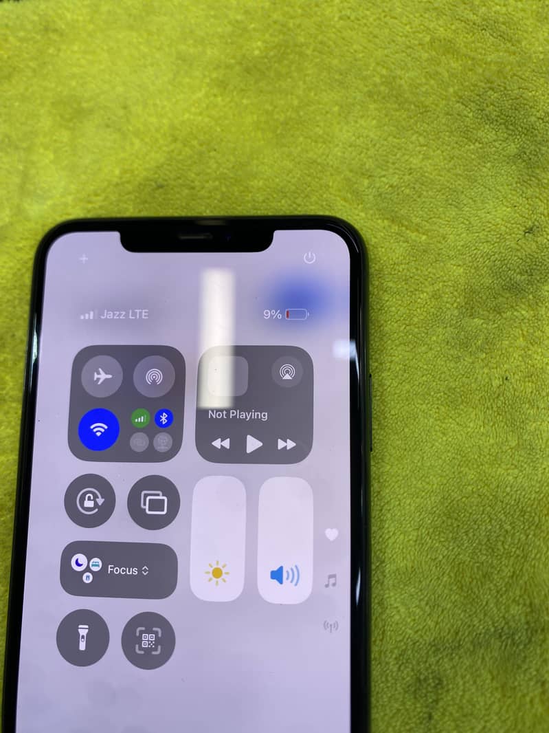 Apple iPhone 11 Pro Max 4