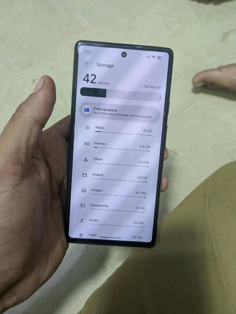 Google Pixel 6a 1