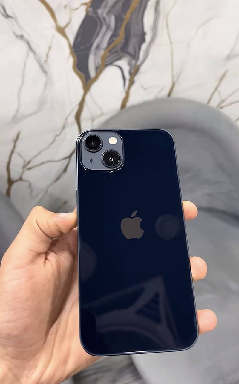 Apple iPhone 13 (SIM NON ACTIVE) 0