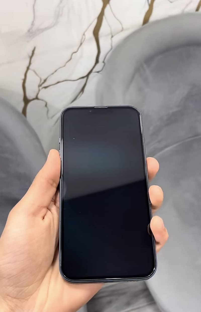 Apple iPhone 13 (SIM NON ACTIVE) 2