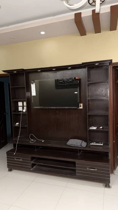 Tv shelves