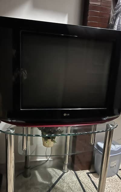 LG television for sale -20k