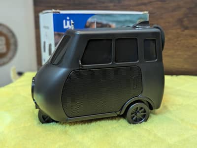 Luxury Retro Rickshaw Shape Wireless Bluetooth Speaker!