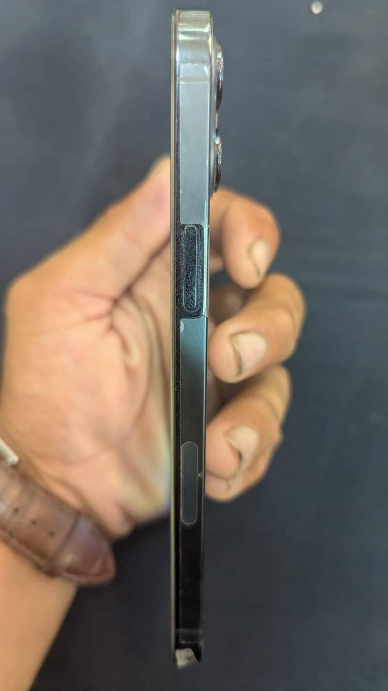 Apple iPhone 12 Pro Max 6