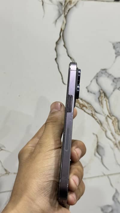 Apple iPhone 14 Pro