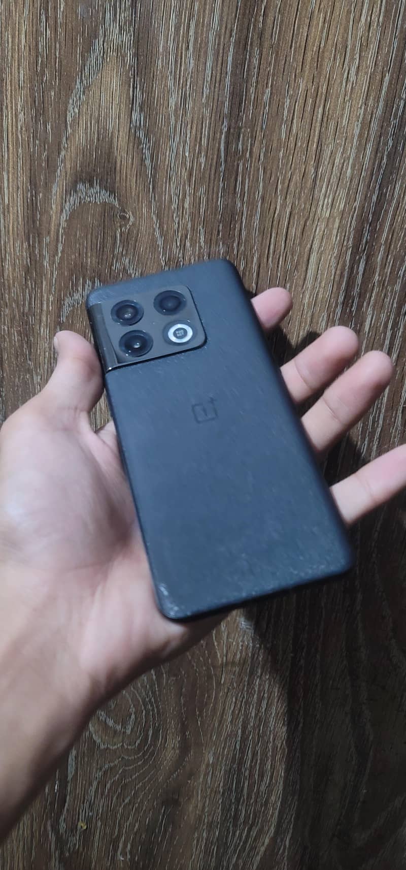 One Plus 10 Pro 1