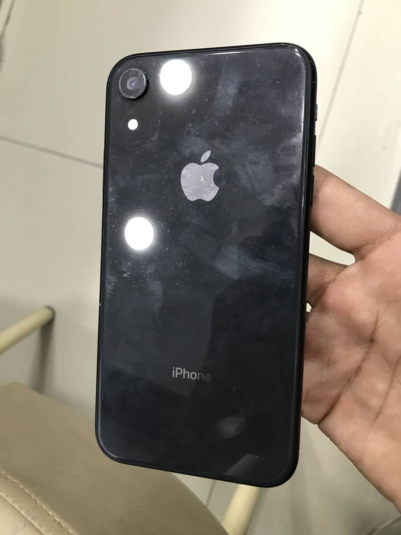 Apple iPhone XR 0