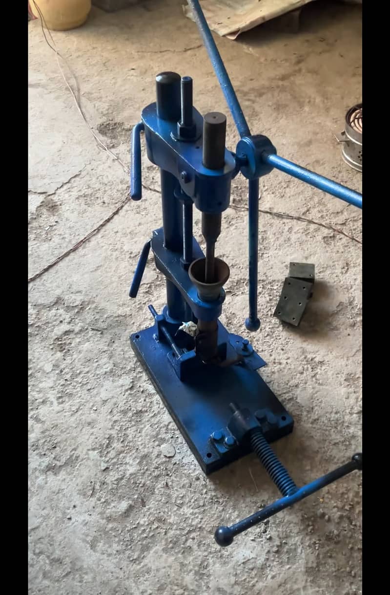 Data Cable Molding Machine 1