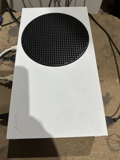 Xbox series s brand new condition with box and controller
