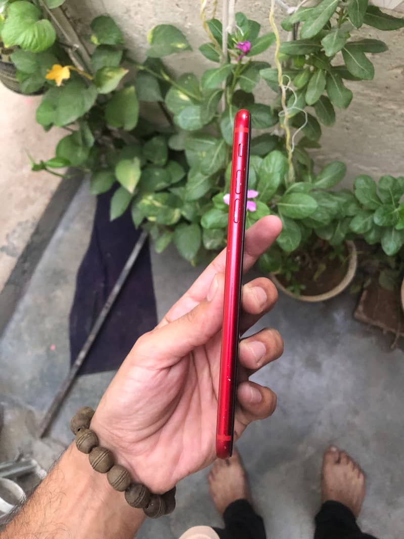 Apple iPhone 8 Plus 2