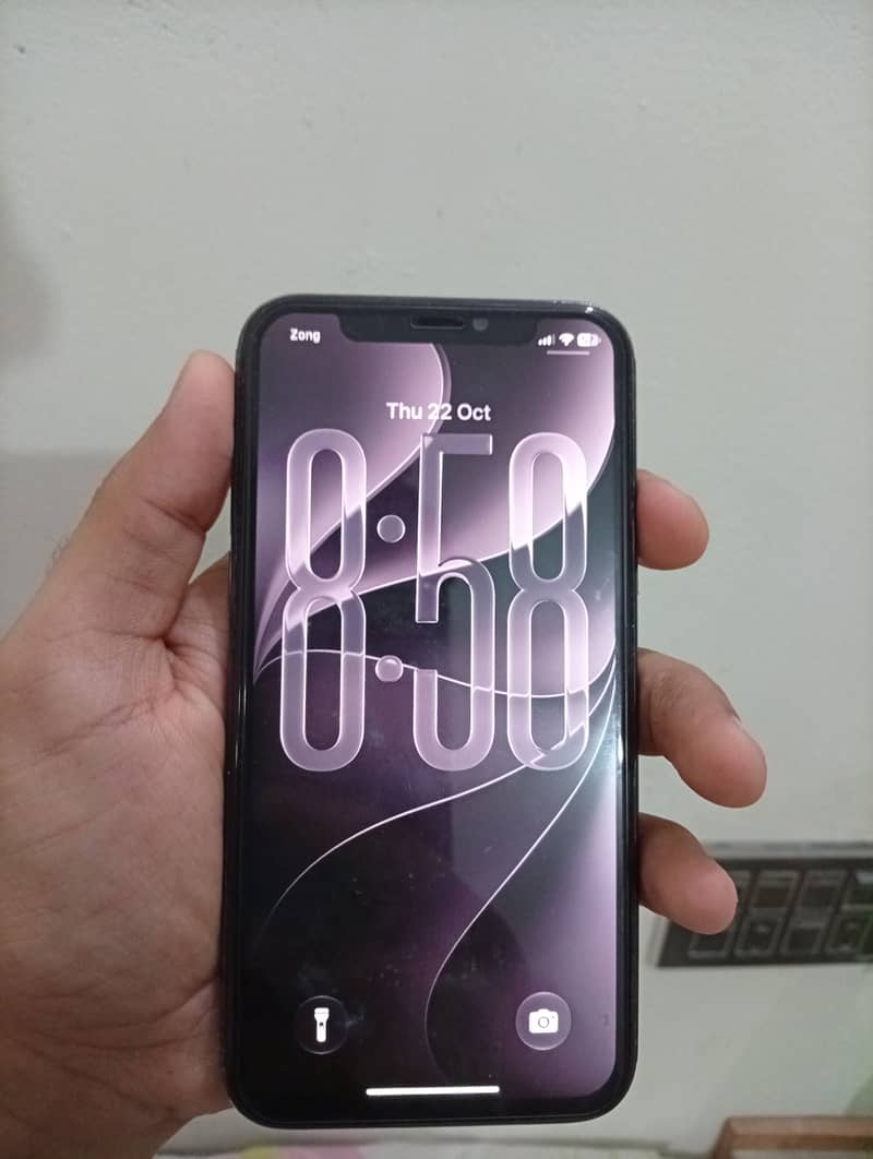 Apple iPhone 11 pro 6