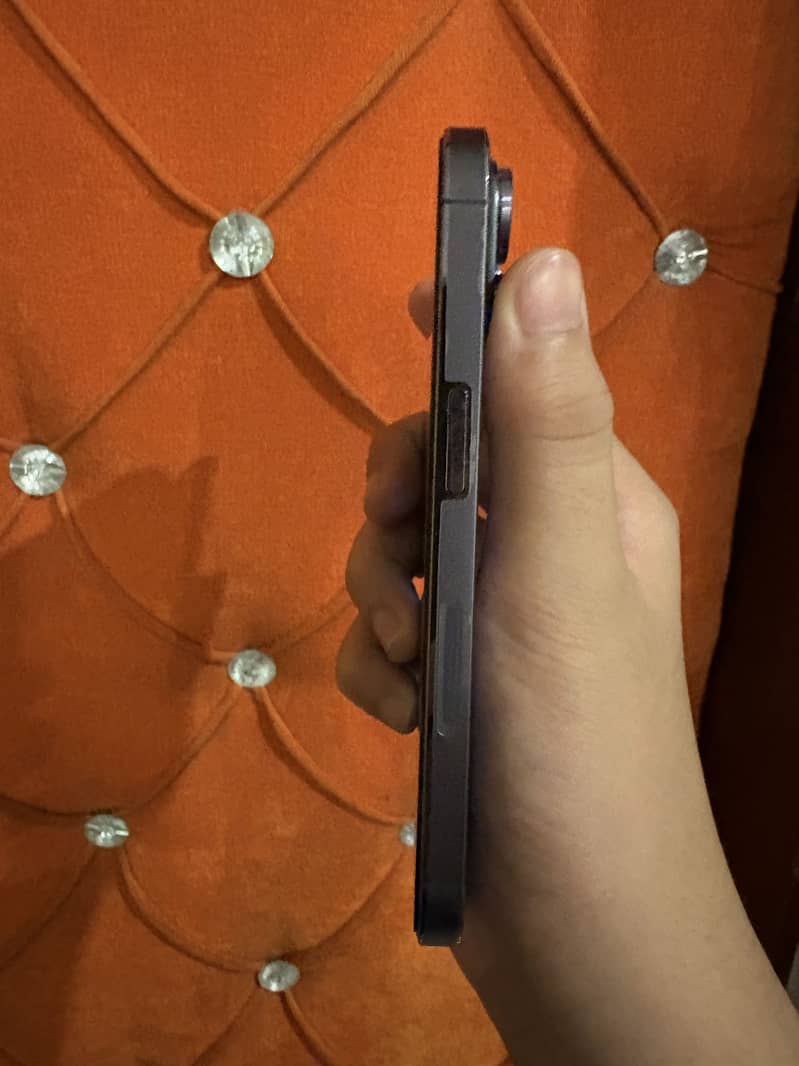 Apple iPhone 14 Pro 3