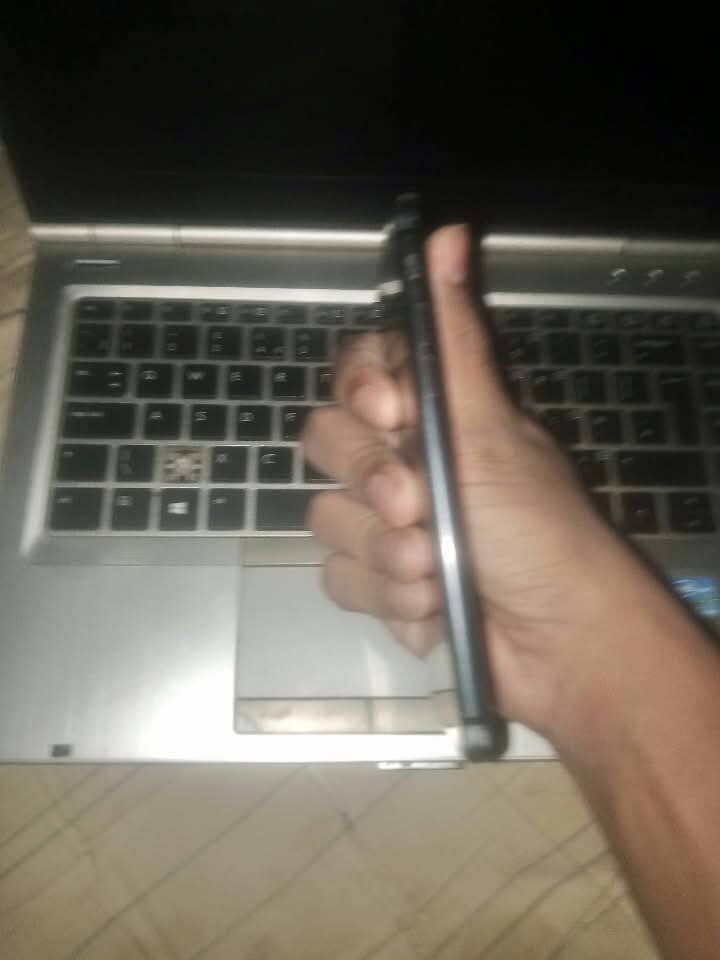 Apple iPhone 7 2