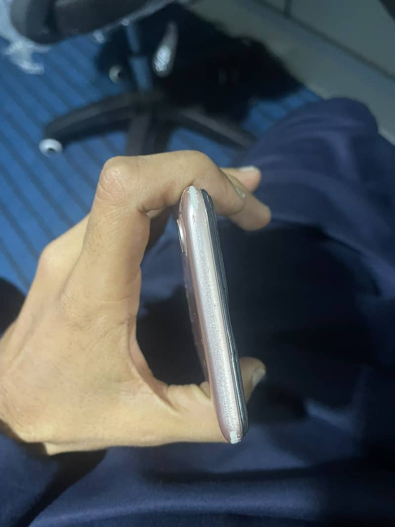 Vivo 1908 3