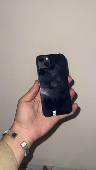 Apple iPhone 13