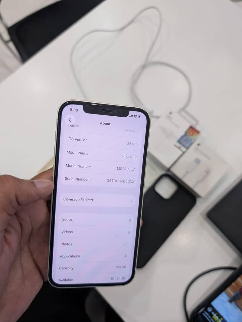 Apple iPhone 12 1