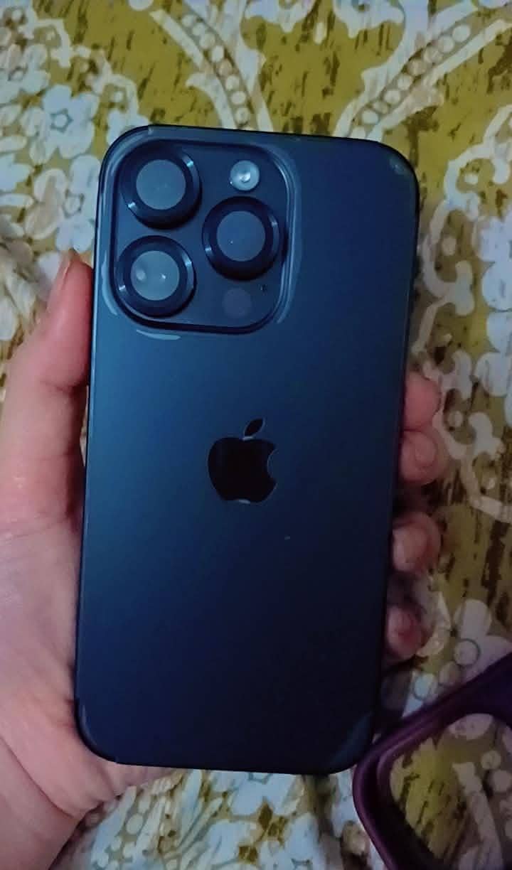 Apple iPhone 14 Pro 2