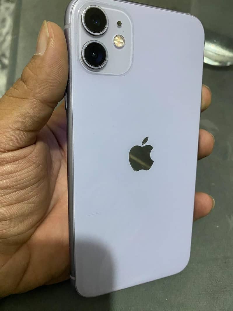 Apple iPhone 11 8