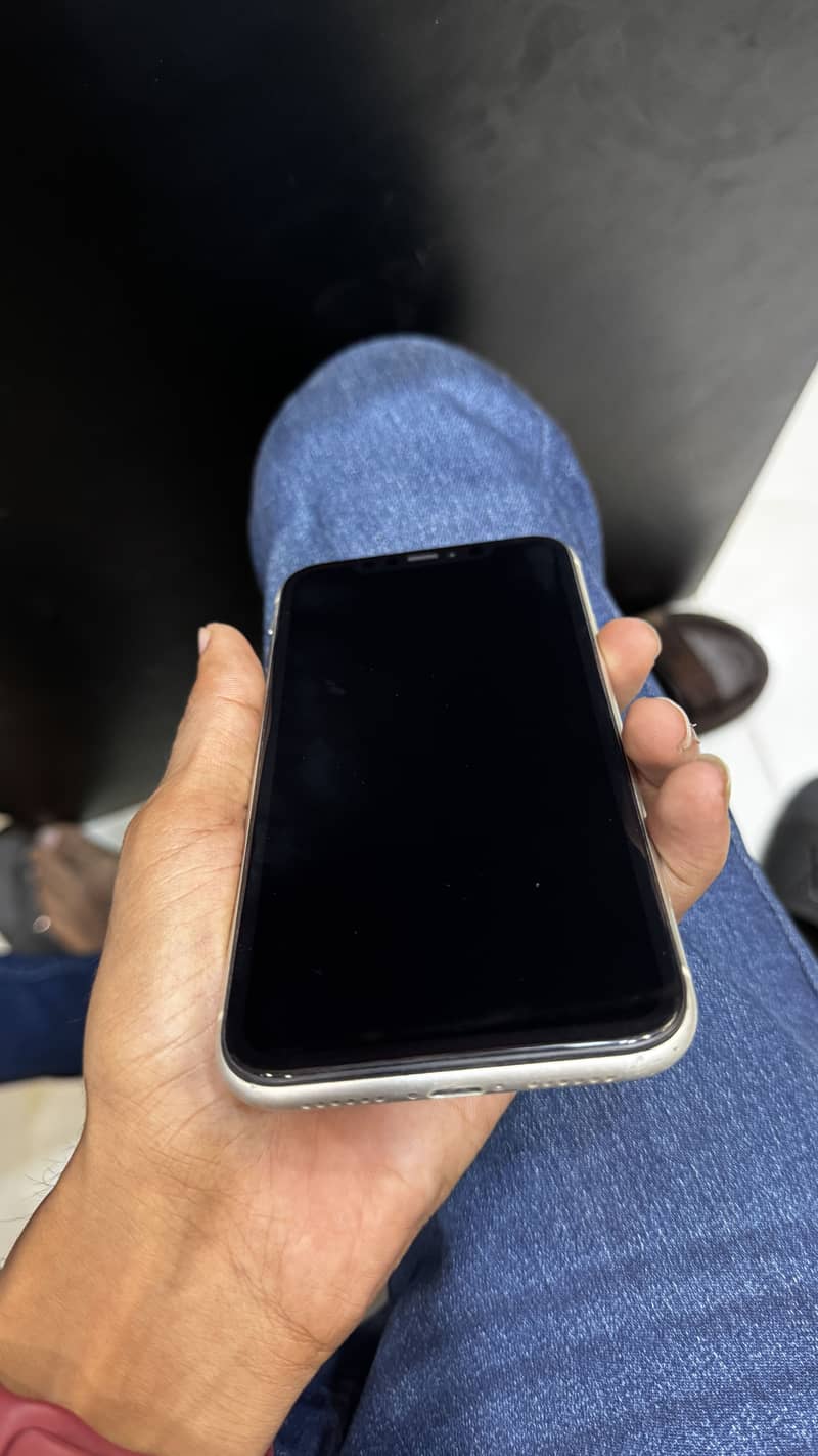 Apple iPhone 11 2