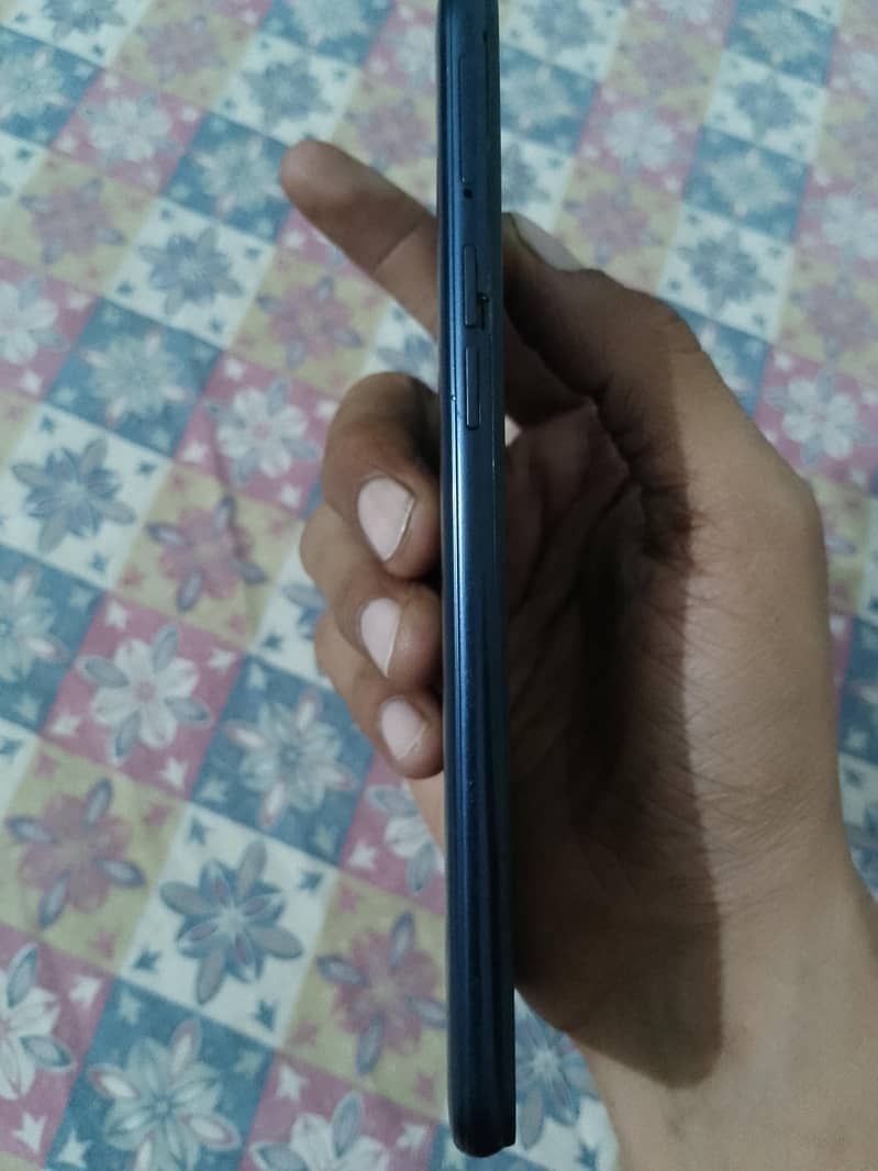 Realme C2 3
