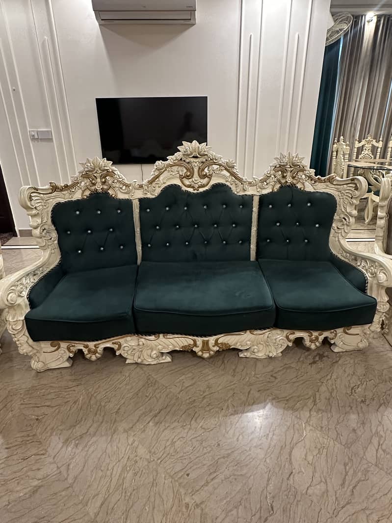 Victorian style Solid Wood Sofa Set 1