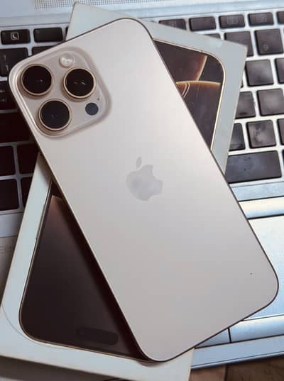 Apple iPhone 16 Pro Max