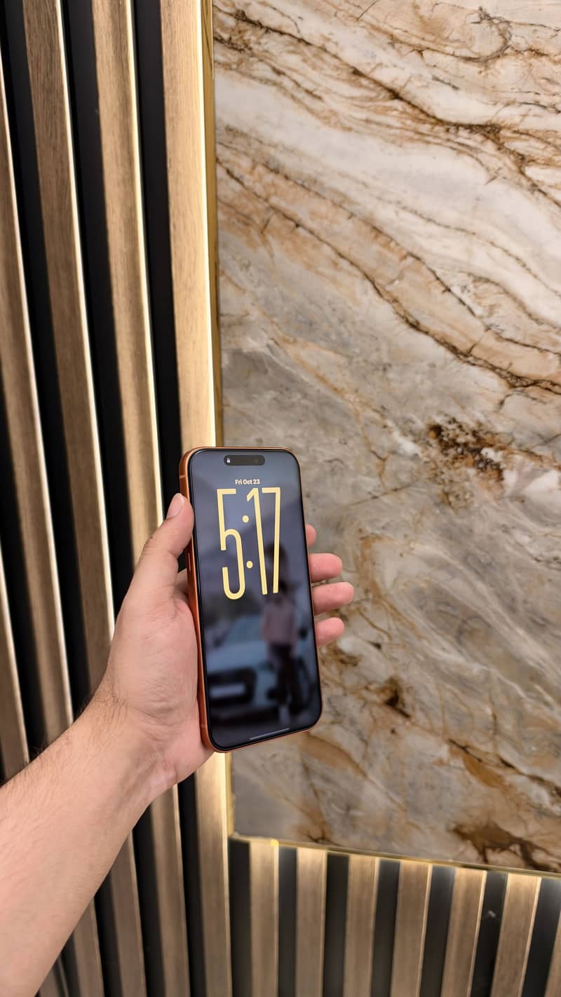 Apple iPhone 17 Pro Max 3