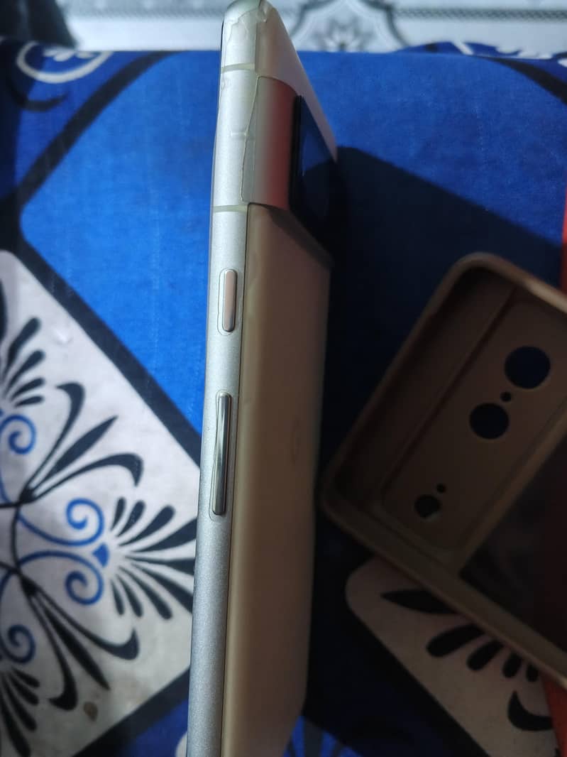 Google Pixel 7 3