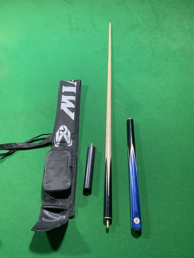 John Paris 3261 ultimate cue 2 slightly used