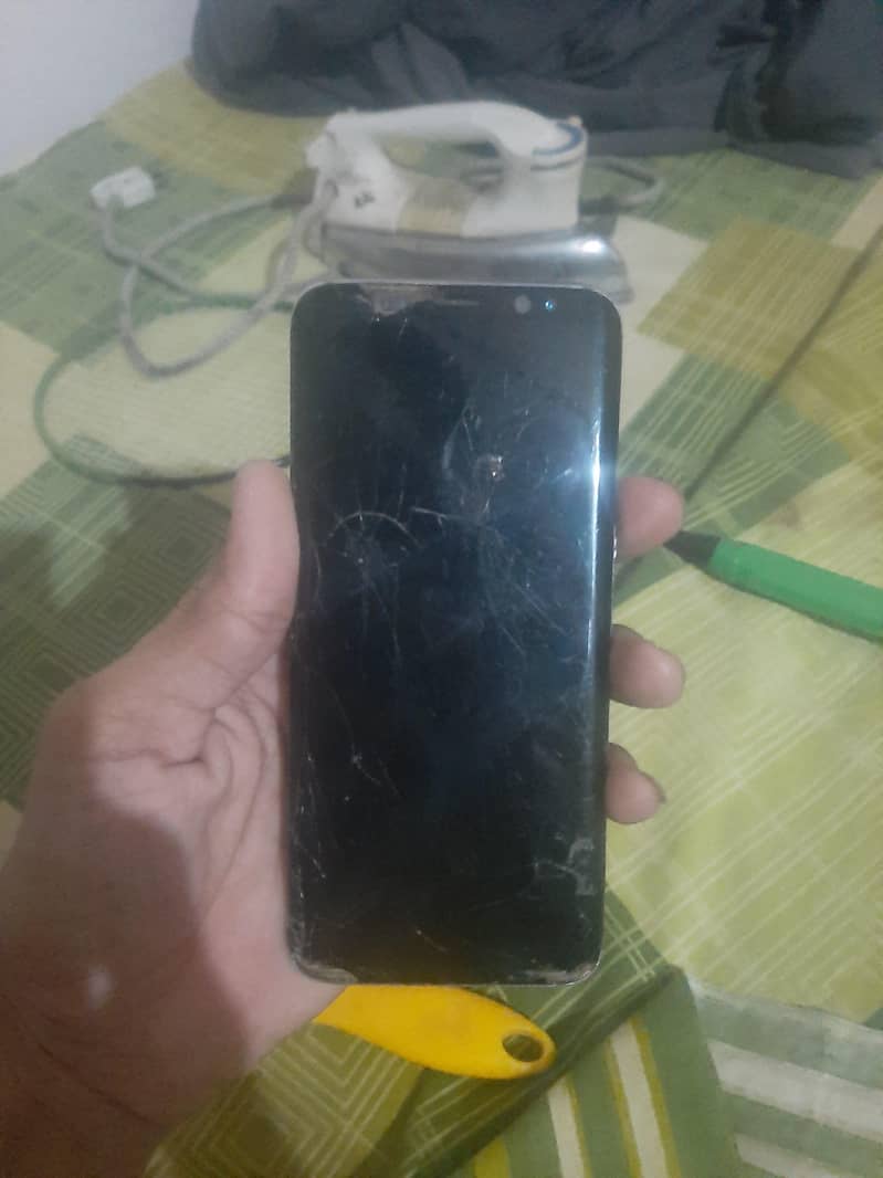 Samsung Mobile S8 0