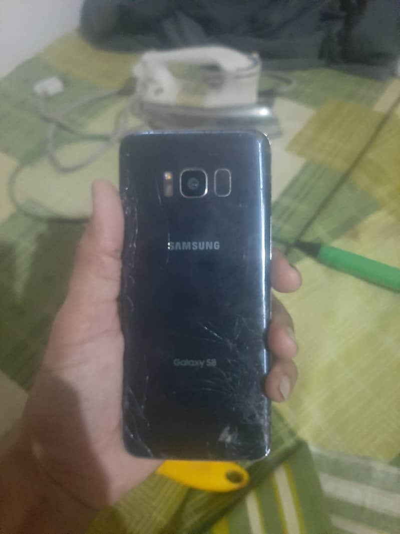 Samsung Mobile S8 1