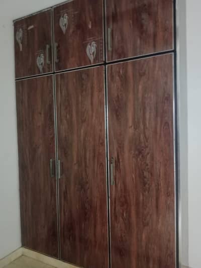 3.5marla upper portion available for rent in palm villas