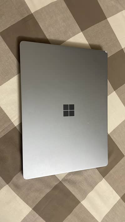 Microsoft Surface Go