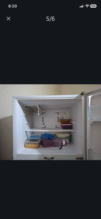 Toshiba non frost fridge 14 cf