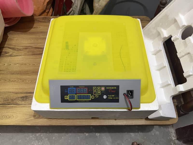 Incubator 48-Egg 0
